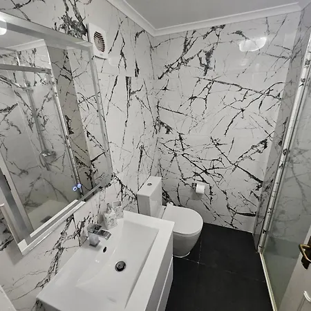 Apartment In The Of Funchal Up 2 At 6 Pers *