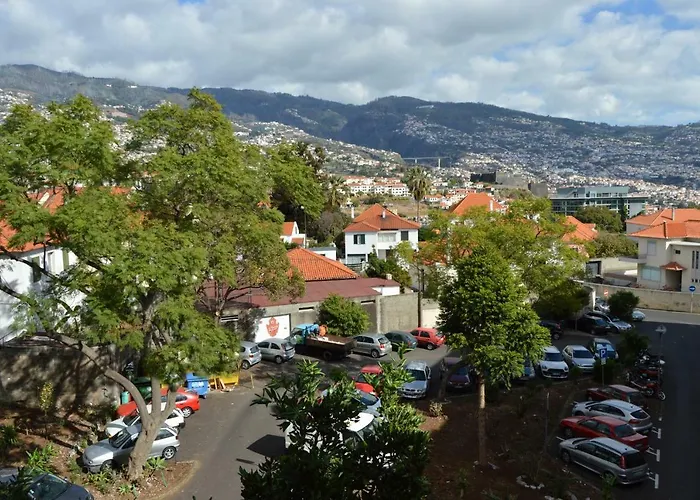 In The Of Funchal Up 2 At 6 Pers *